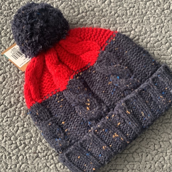 NWT SPERRY BEANIE - Picture 4 of 5